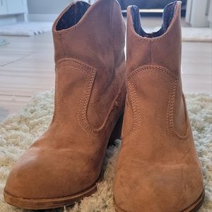 Tan Rocket Dog Bootie